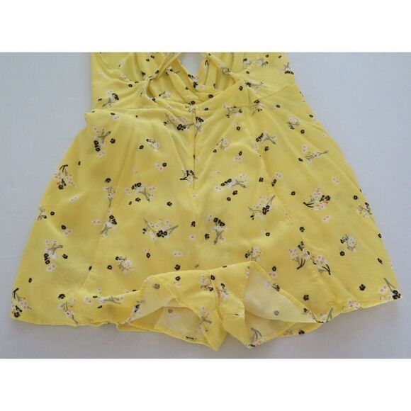 Free People Women's Sz 2 Yellow Floral Tango at Night Wrap Romper Playsuit - Picture 3 of 9